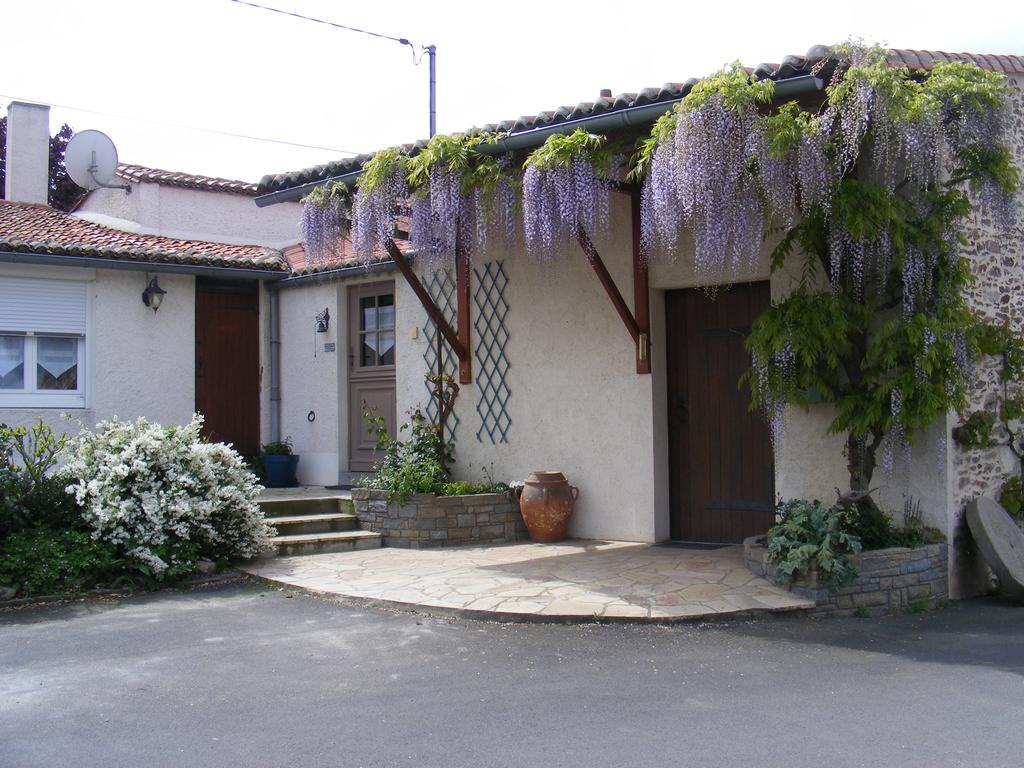 Chambres D'Hotes Vignes Et Loire Drain Экстерьер фото